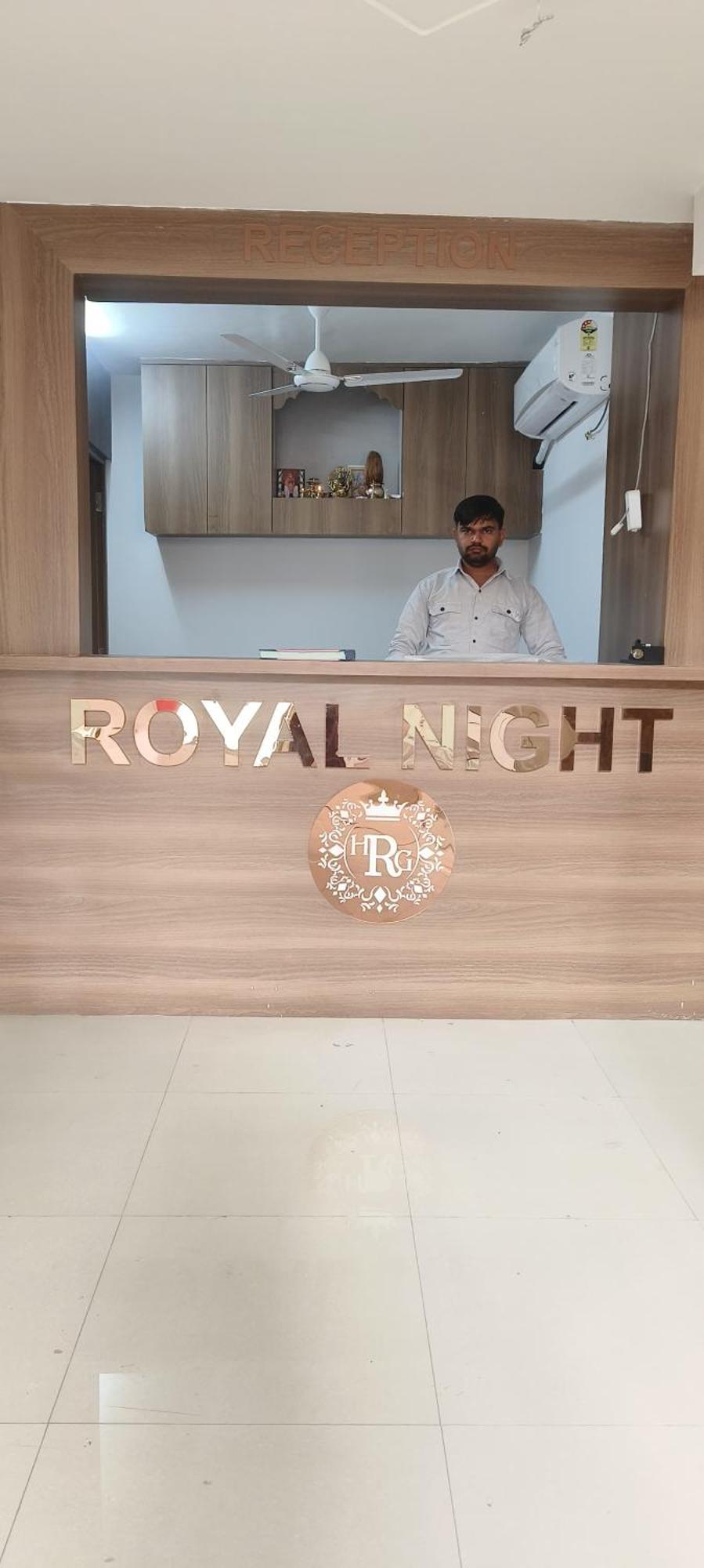 Hotel Royal Night Daman Zewnętrze zdjęcie