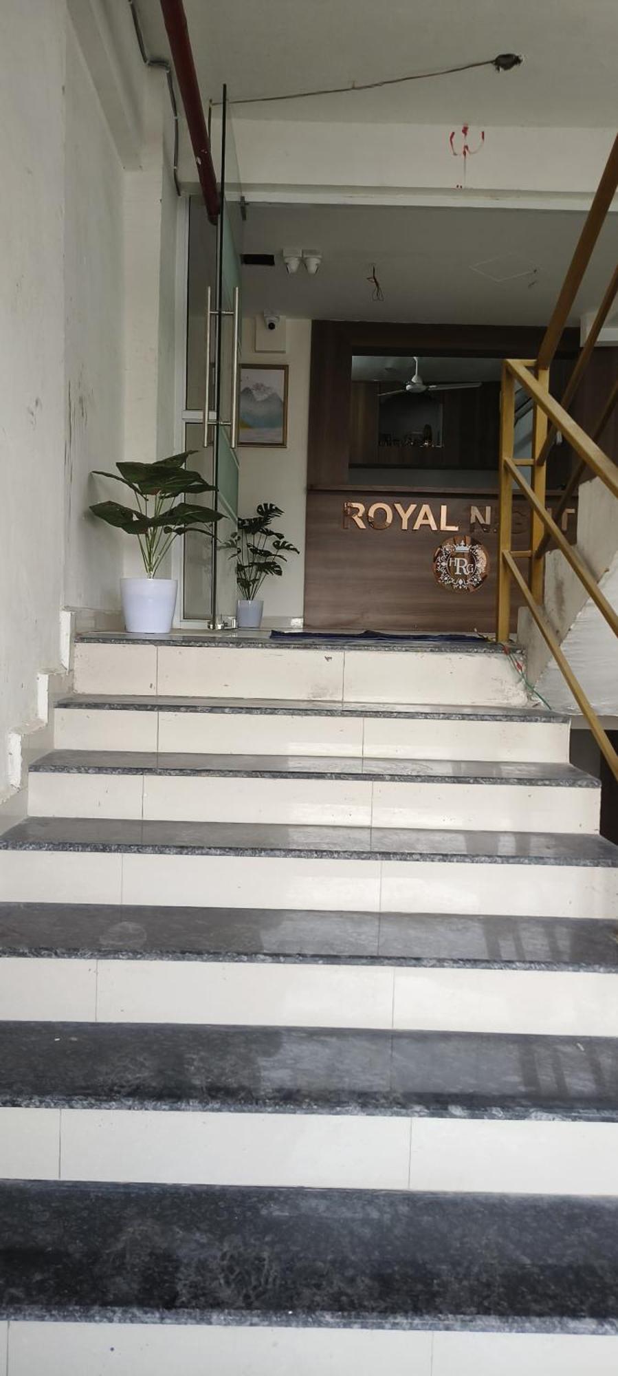 Hotel Royal Night Daman Zewnętrze zdjęcie